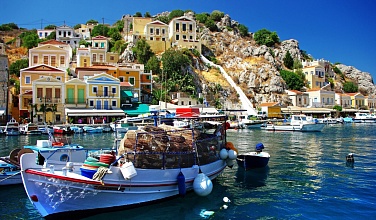 Греческие власти решили повременить с планами по ужесточению регулирования рынка краткосрочной аренды жилья