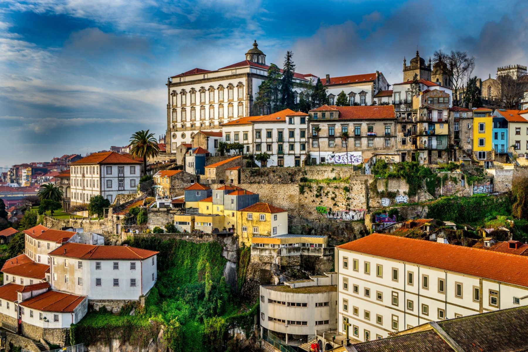 Зарубежные инвесторы потратили на недвижимость Португалии в прошлом году больше, чем когда-либо